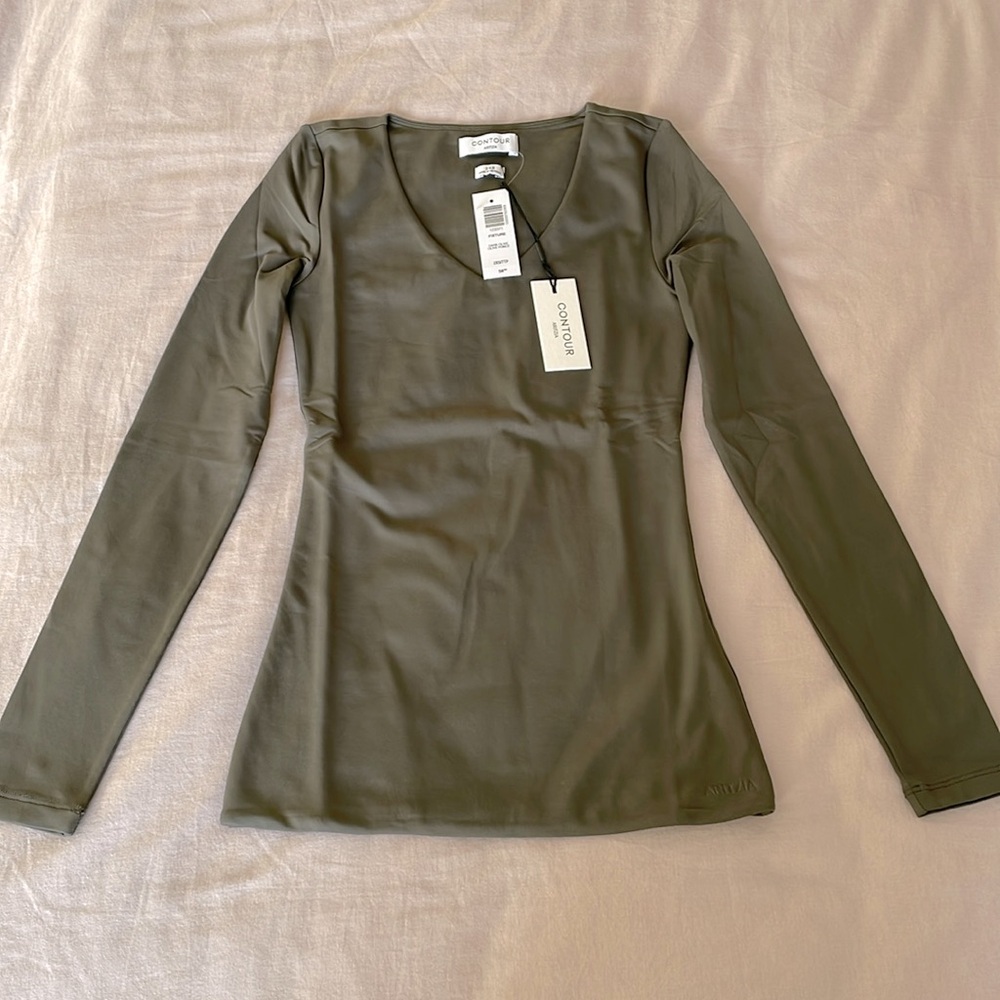 Aritzia Contour Long Sleeve Shirt Sz XXS
